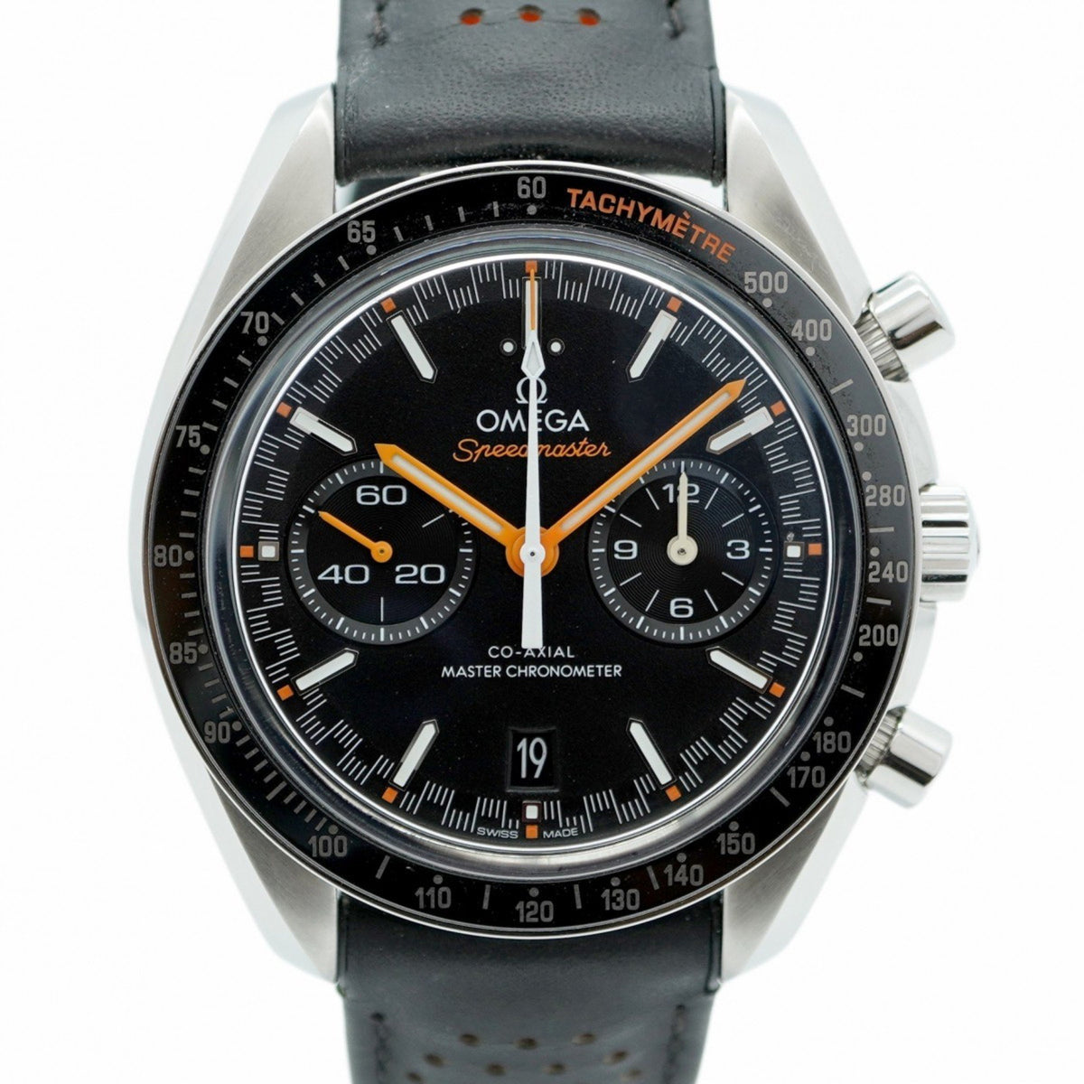 Gebrauchte Omega Speedmaster 329.32.44.51.01.001 Herrenuhr mit schwarzem Zifferblatt 