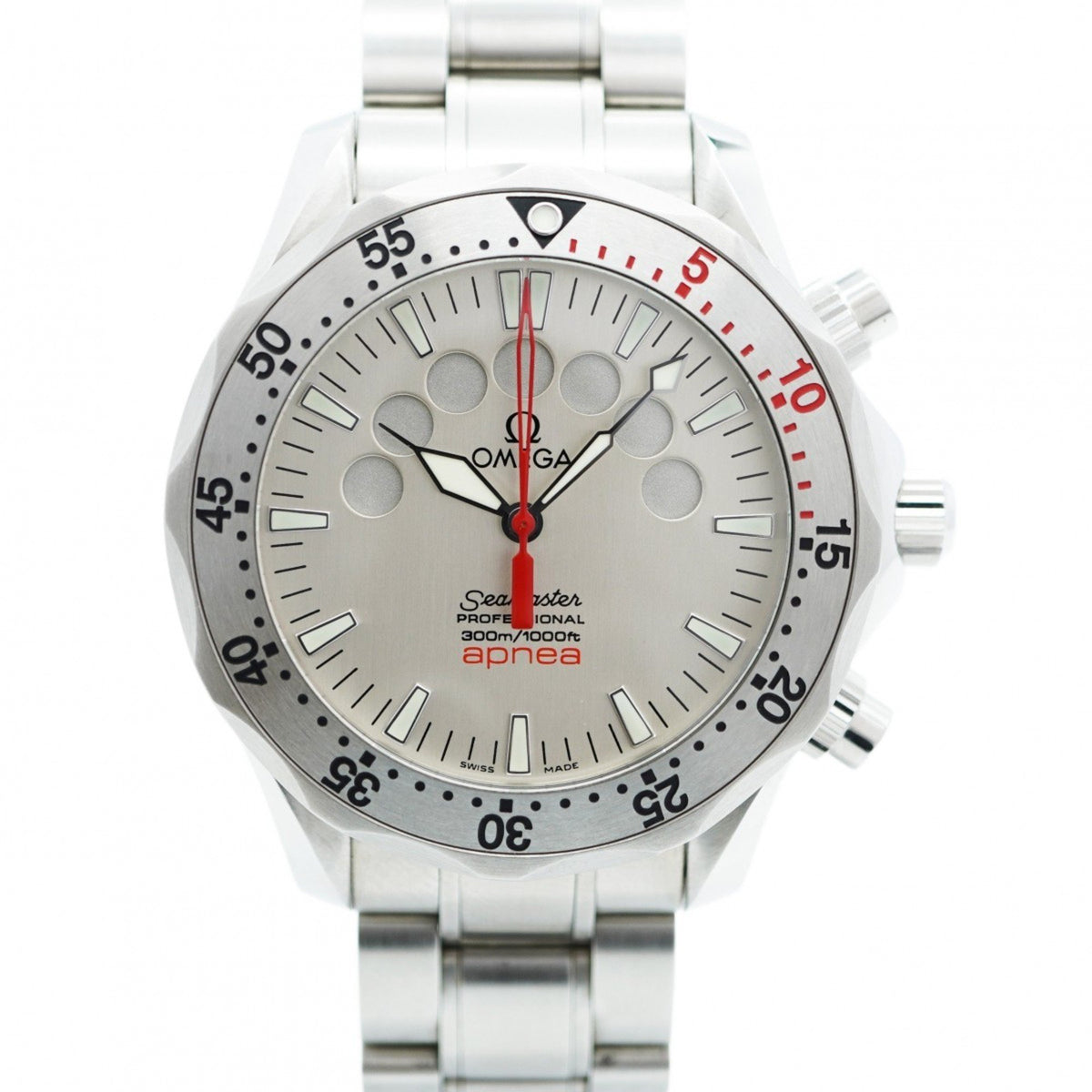 Gebrauchte Omega Seamaster 2595.30 Herrenuhr mit silbernem Zifferblatt 