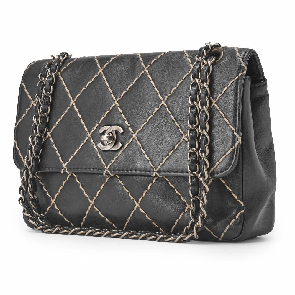 Pre-Owned Schultertasche, Matelasse Wild Stitch Drehverschluss, Kalbsleder, Schwarz, Silberfarbene Metallteile, Pre-Owned