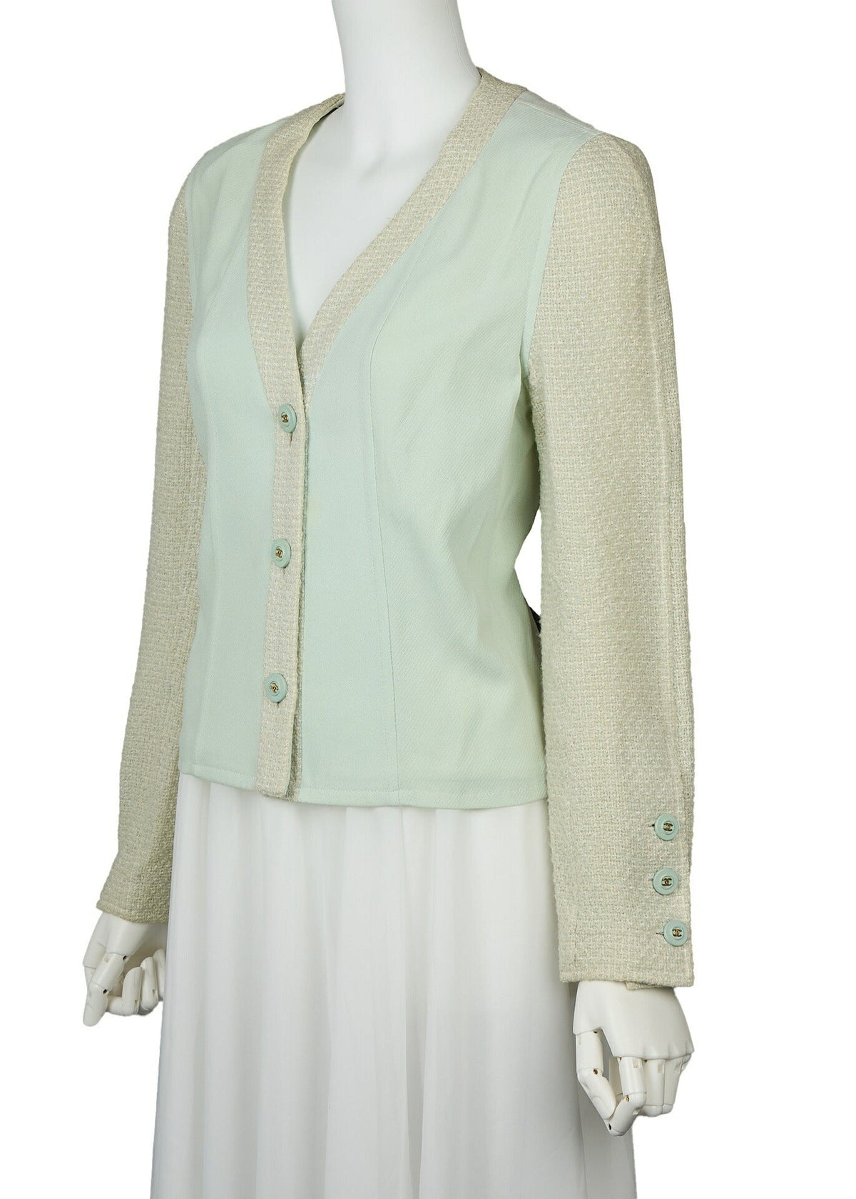 Gebrauchte Jacke, Coco-Knopf, Tweed, Leinen-Wolle-Baumwolle, Hellgrün, Silberfarbene Hardware, Gebraucht