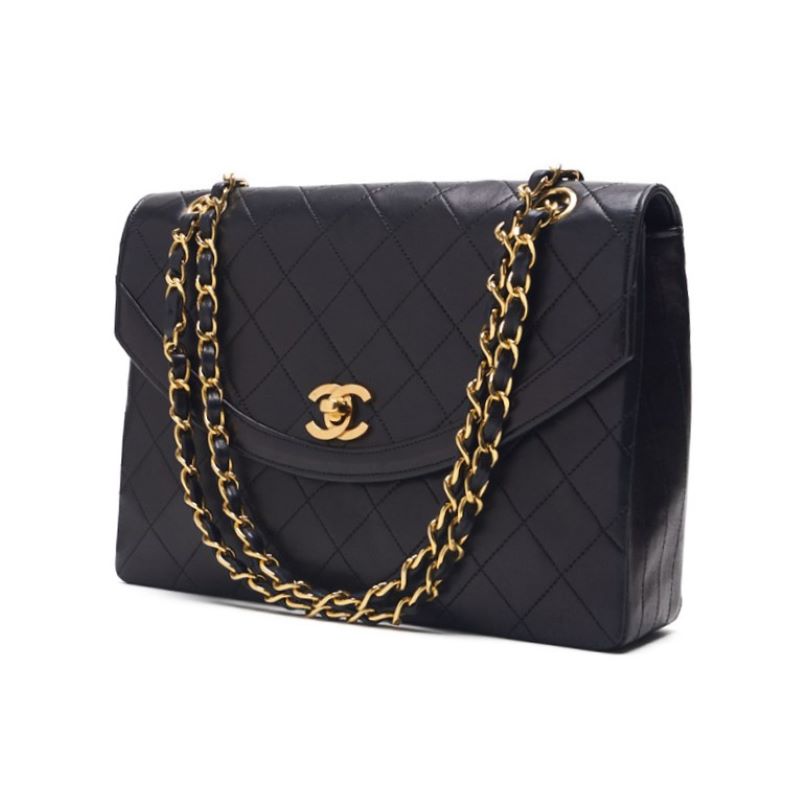 Pre-Owned Schultertasche Matelassé Design Klappe Drehverschluss Kette Schulter Lammleder Schwarz Goldfarbene Hardware Pre-Owned