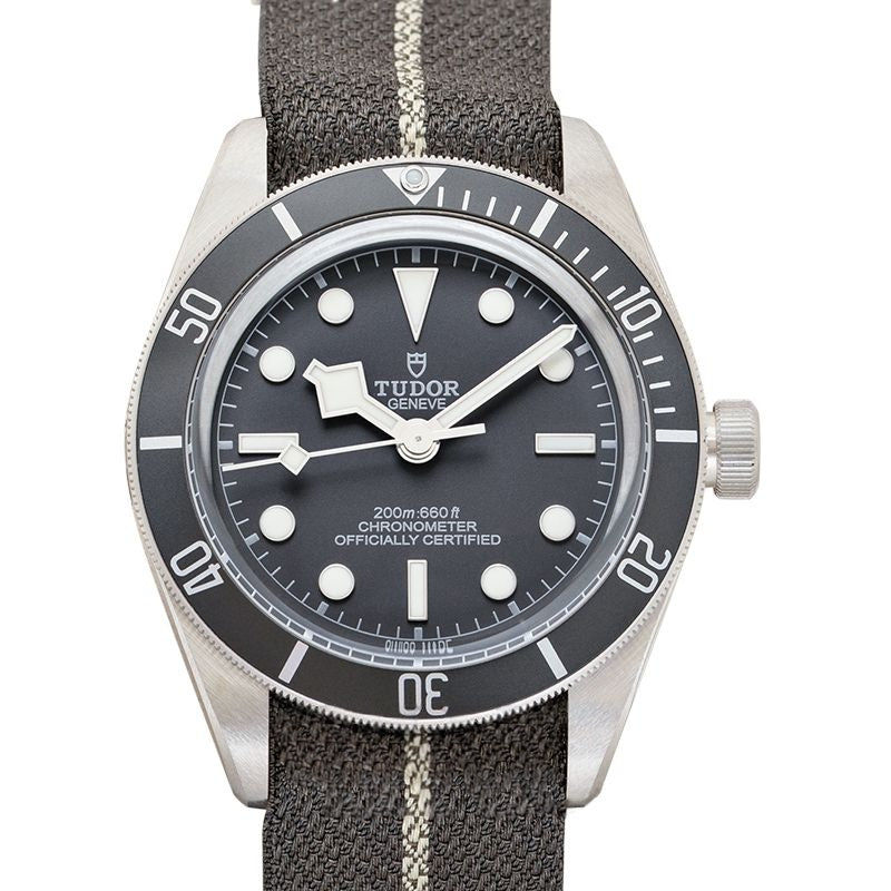 Heritage Black Bay 39 mm, graues Zifferblatt aus Kristall, Saphir 79010SG-0002