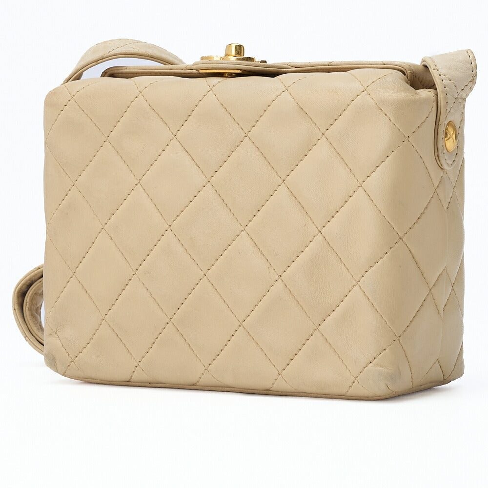 Pre-Owned Schultertasche Tote Bag Matelassé Lammleder Beige Goldfarbene Hardware Pre-Owned