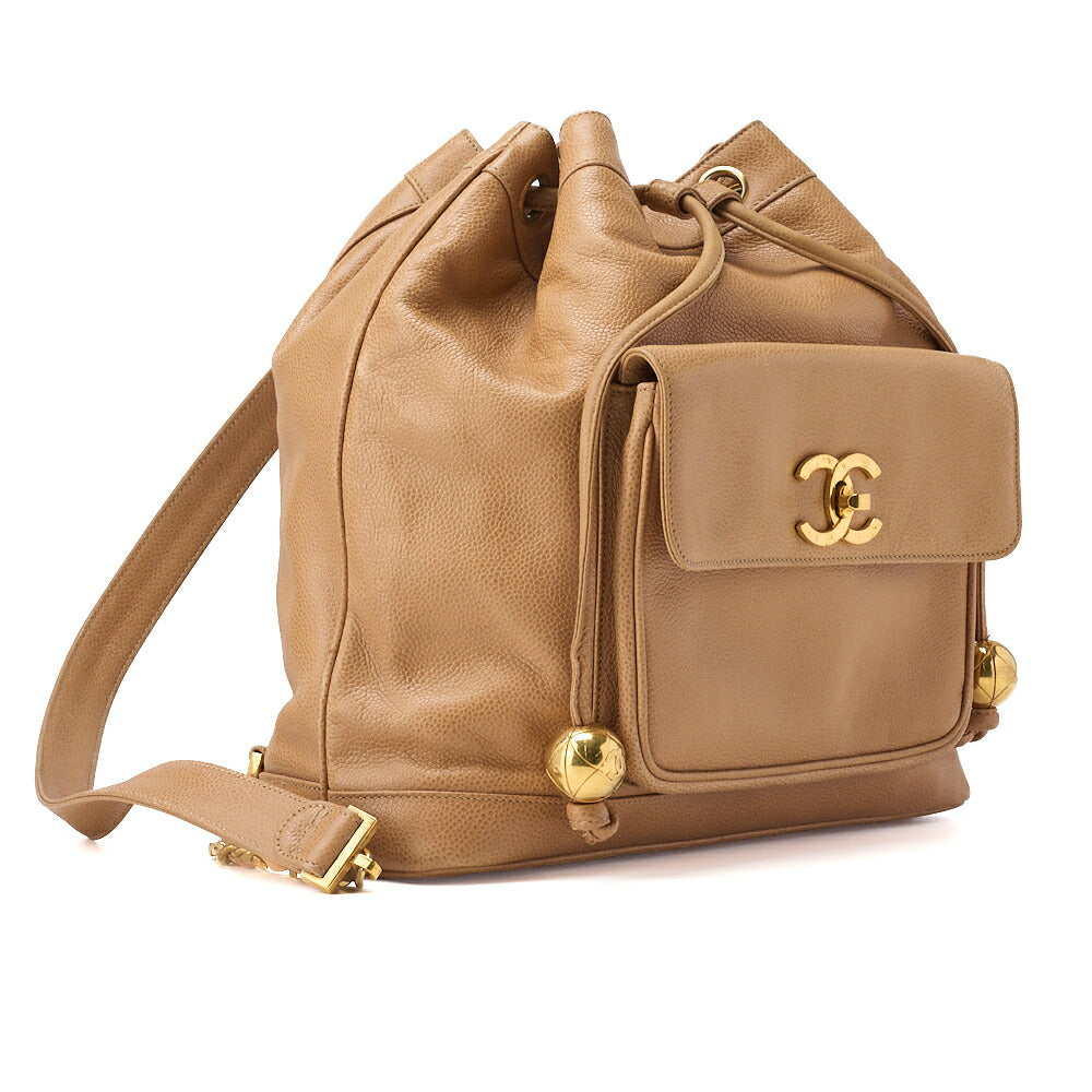 Gebrauchte Schulter-Rucksacktasche Außenklappe Kordelzug Typ Kaviarhaut Beige Goldfarbene Hardware Gebraucht