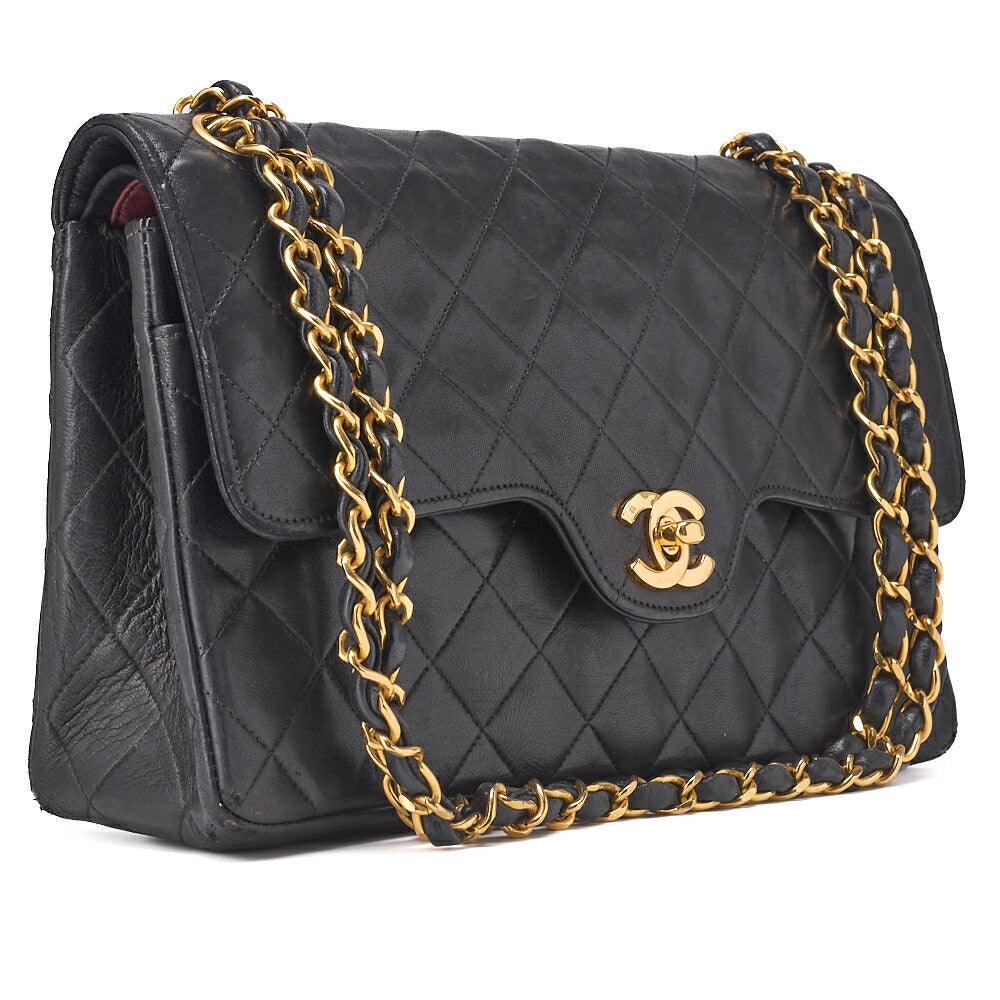 Pre-Owned Schultertasche, Matelassé Doppelklappe, Lammleder, Schwarz, Goldfarbene Hardware, Pre-Owned