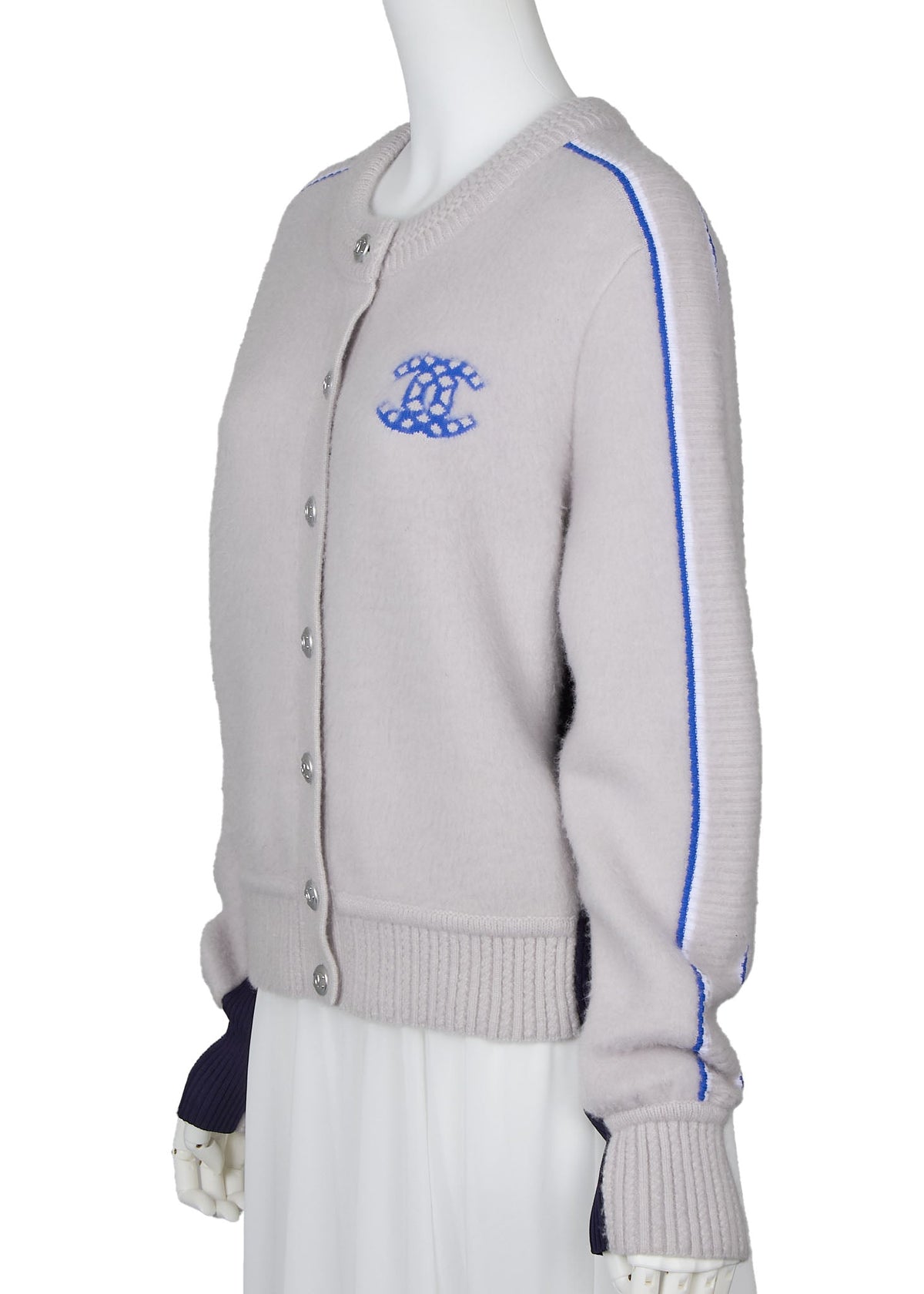 Pre-Owned Cardigan, Coco Button, Strick, Kaschmirmischung, Grau, Silberfarbene Hardware, Pre-Owned