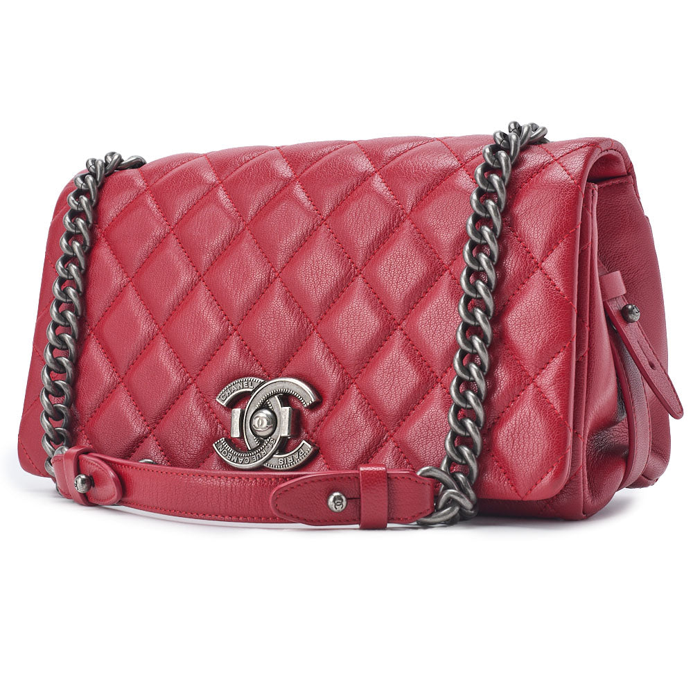 Gebrauchte Umhängetasche Matelassé Full Flap Chain Shoulder Caviar Skin Rot Silberfarbene Hardware Gebraucht
