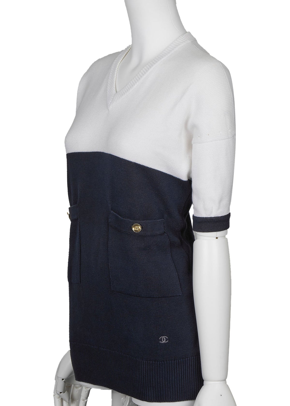 Pre-Owned Strick-T-Shirt, Coco Button, Kurzarm, Baumwolle, Marineblau, Silberfarbene Hardware, Pre-Owned