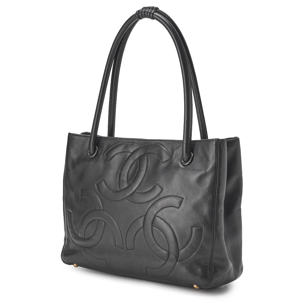Pre-Owned Schultertasche Triple Coco Mark Lammleder Schwarz Goldfarbene Hardware Pre-Owned