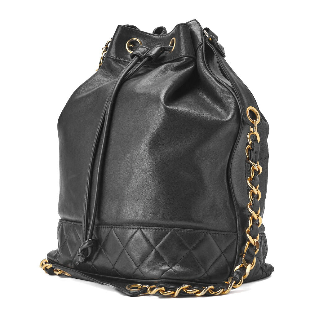 Gebrauchte Umhängetasche, Kordelzugtyp, Lammleder, Schwarz, Goldfarbene Hardware, Gebraucht