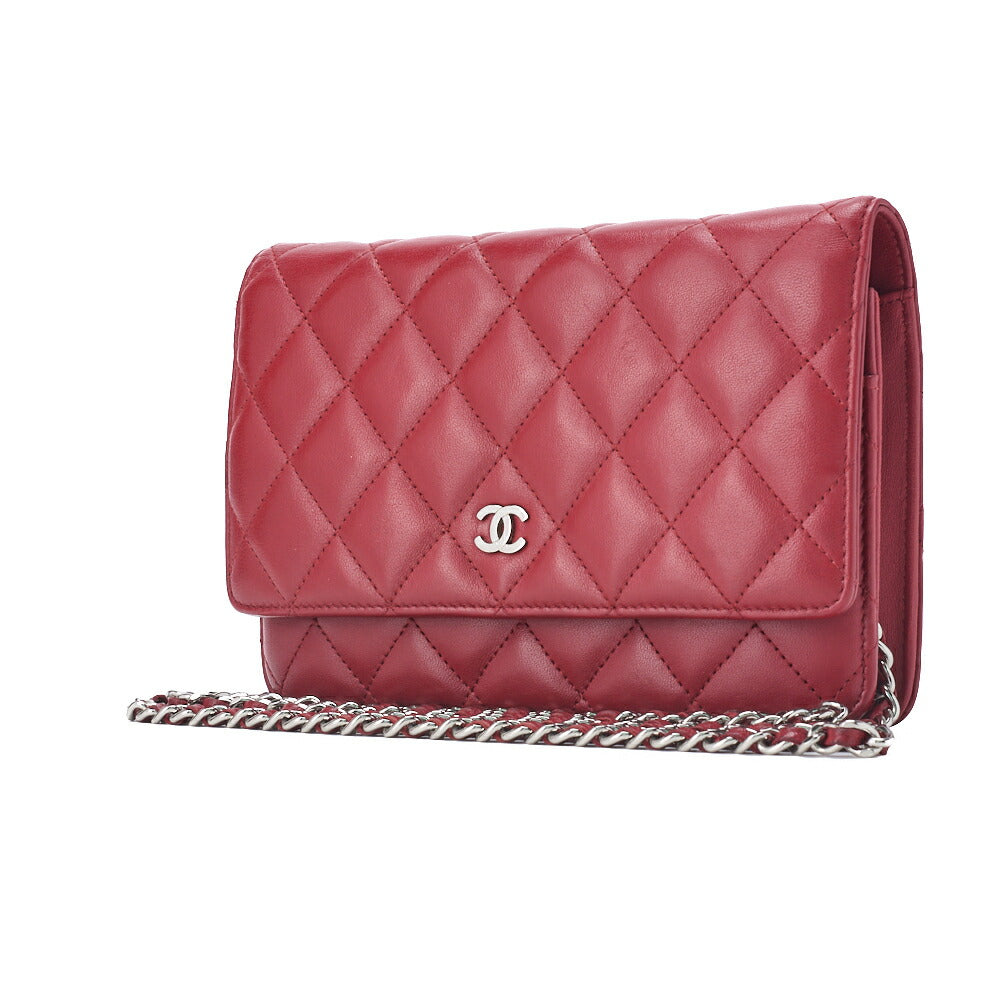 Pre-Owned Chain Wallet Matelassé Lammleder Rot Silberfarbene Hardware Pre-Owned