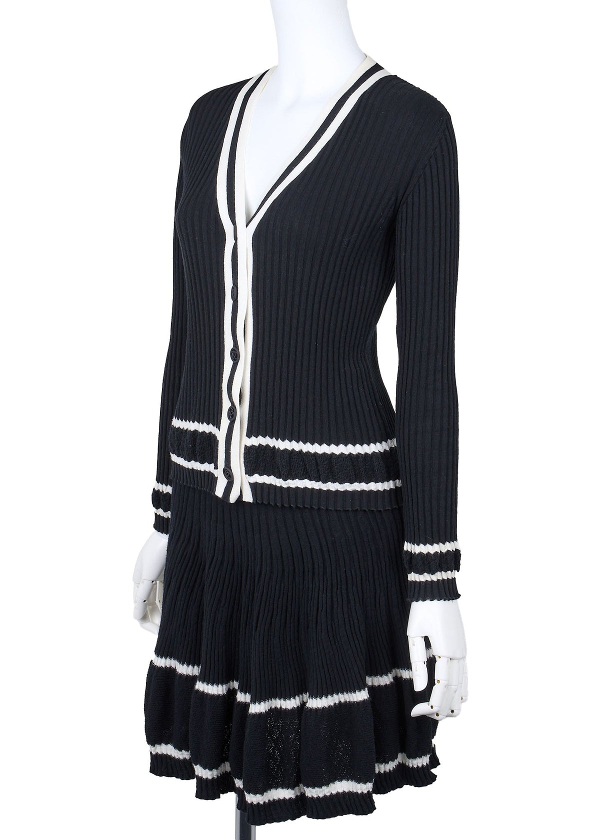 Pre-Owned Cardigan Rock Set, Coco Button, Strick, Baumwolle, Schwarz, Goldfarbene Hardware, Pre-Owned