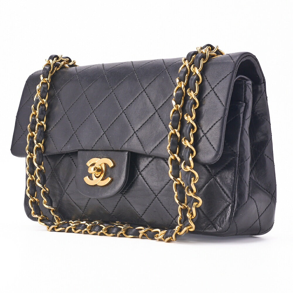 Pre-Owned Kette Schultertasche Matelassé Doppelklappe 23 Lammleder Schwarz Goldfarbene Hardware Pre-Owned