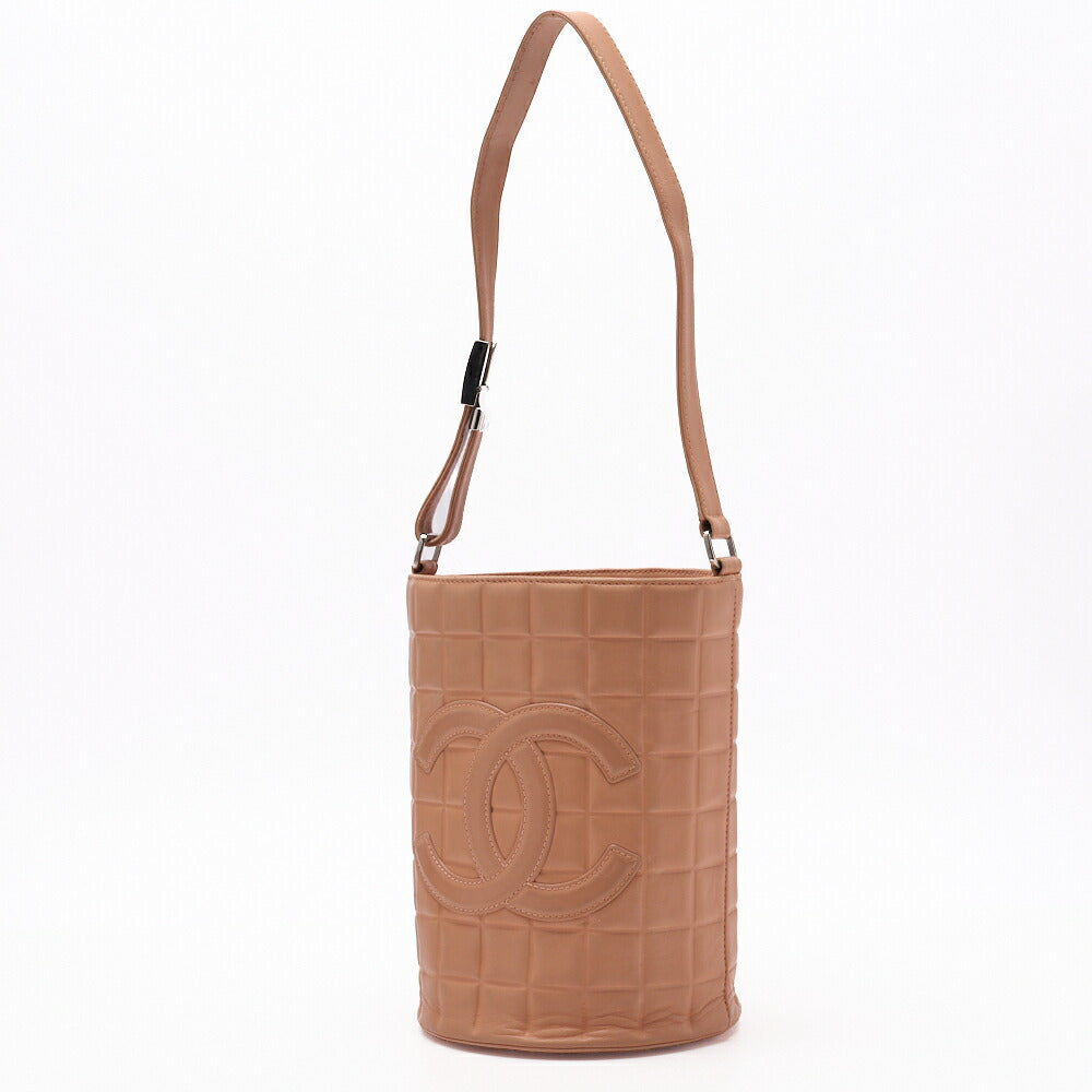 Gebrauchte Bucket-Schultertasche, Choco Bar Coco Mark, Lammleder, Rosa, silberfarbene Metallteile, gebraucht