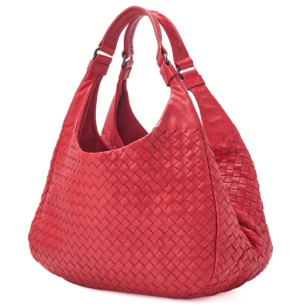 Pre-Owned Veneta Schultertasche Intrecciato Lammleder Rot Goldfarbene Hardware Pre-Owned
