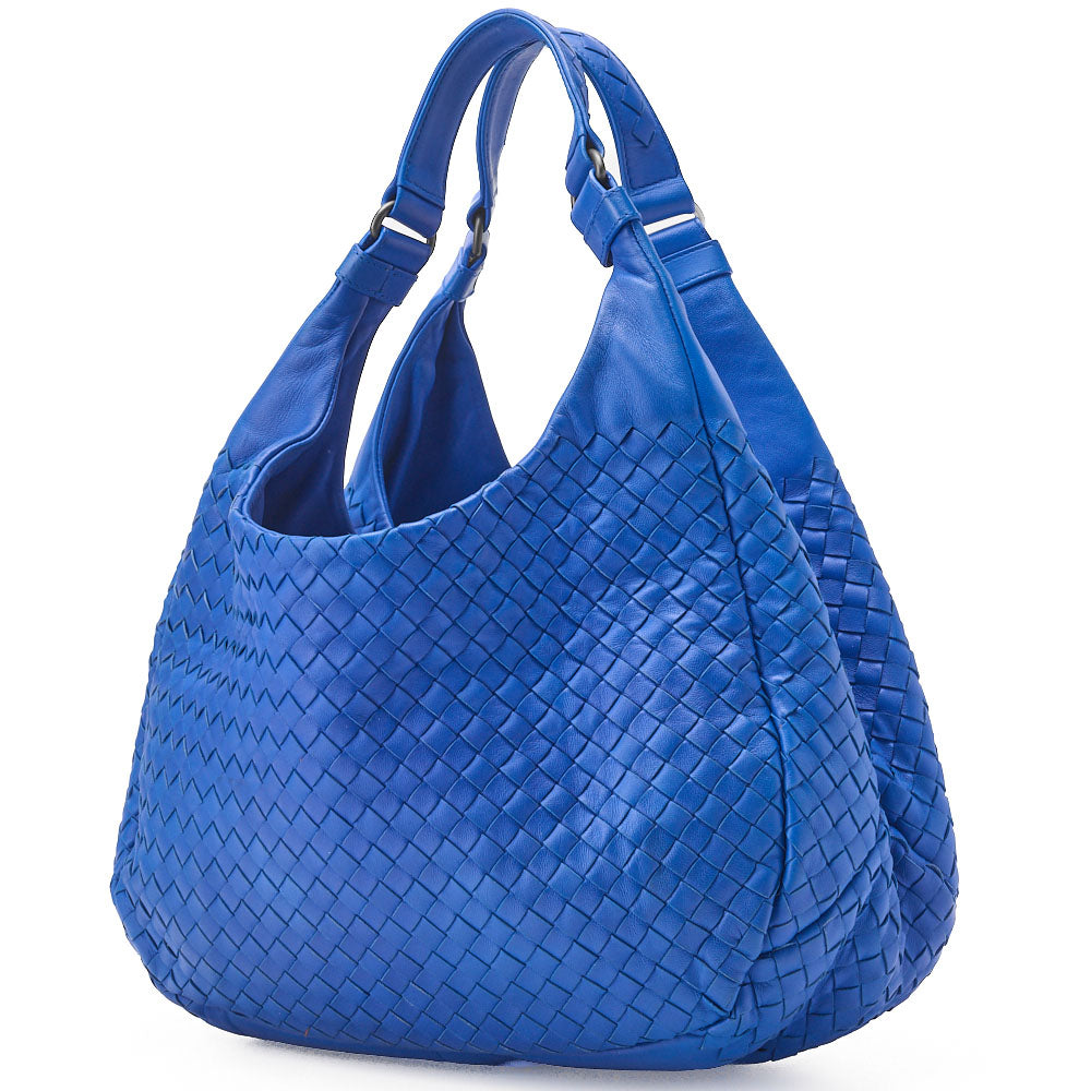 Pre-Owned Veneta Schultertasche Intrecciato Lammleder Blau Goldfarbene Hardware Pre-Owned