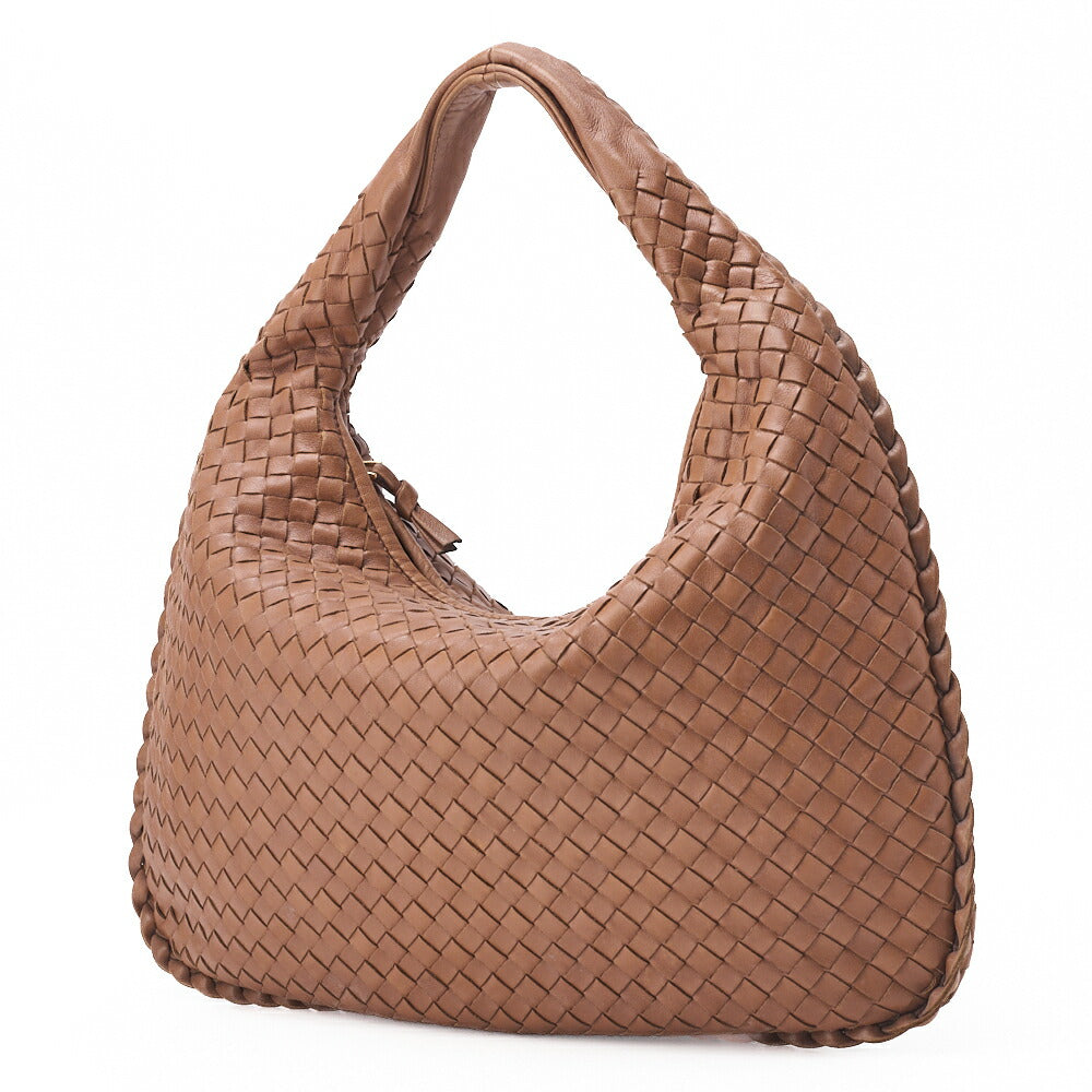 Pre-Owned Veneta Schultertasche Intrecciato Lammleder Braun Goldfarbene Hardware Pre-Owned