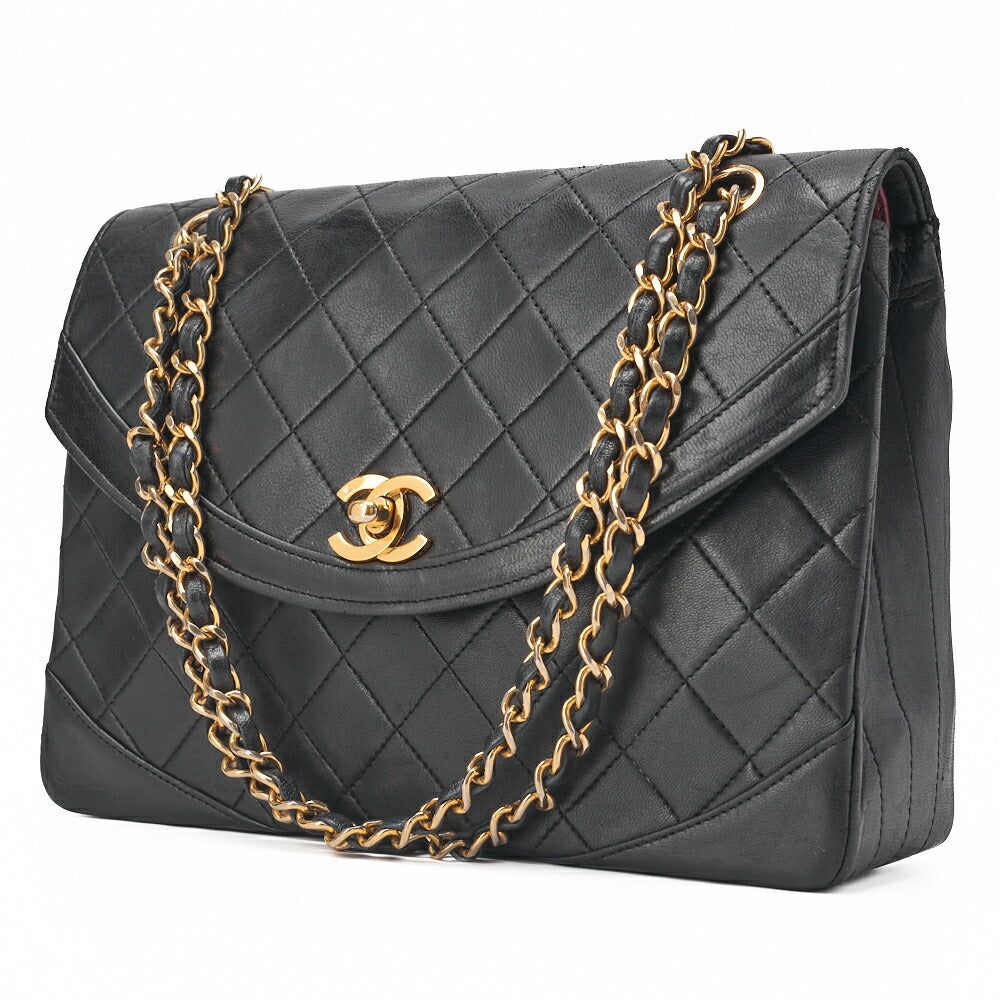 Pre-Owned Chain Shoulder Bag Matelassé Lammleder Schwarz Goldfarbene Hardware Pre-Owned
