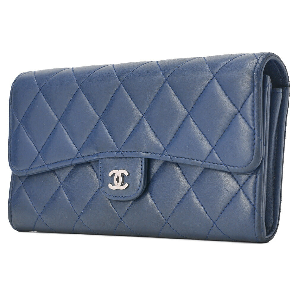 Gebrauchte Bi-Fold Lange Geldbörse Matelassé Lammleder Blau Silberfarbene Hardware Gebraucht