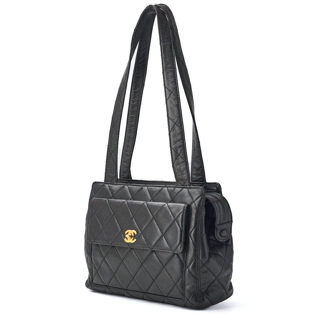 Pre-Owned Schultertasche Matelassé Lammleder Schwarz Goldfarbene Hardware Pre-Owned